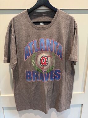 Majestic Atlanta Braves Gray Graphic Tee